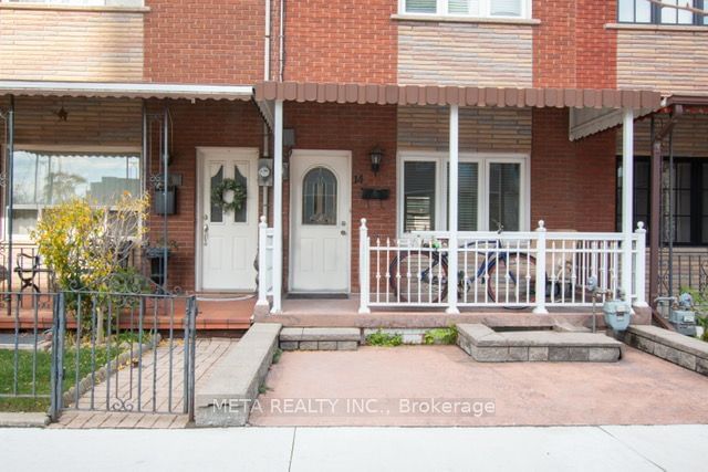 home for sale on 14 Peel Avenue N