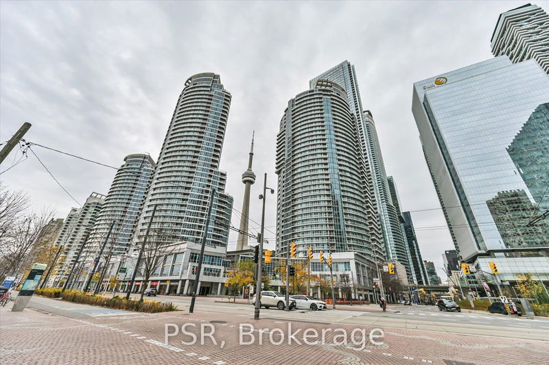 8 York St #1102, Toronto, Ontario (MLS C11178871)