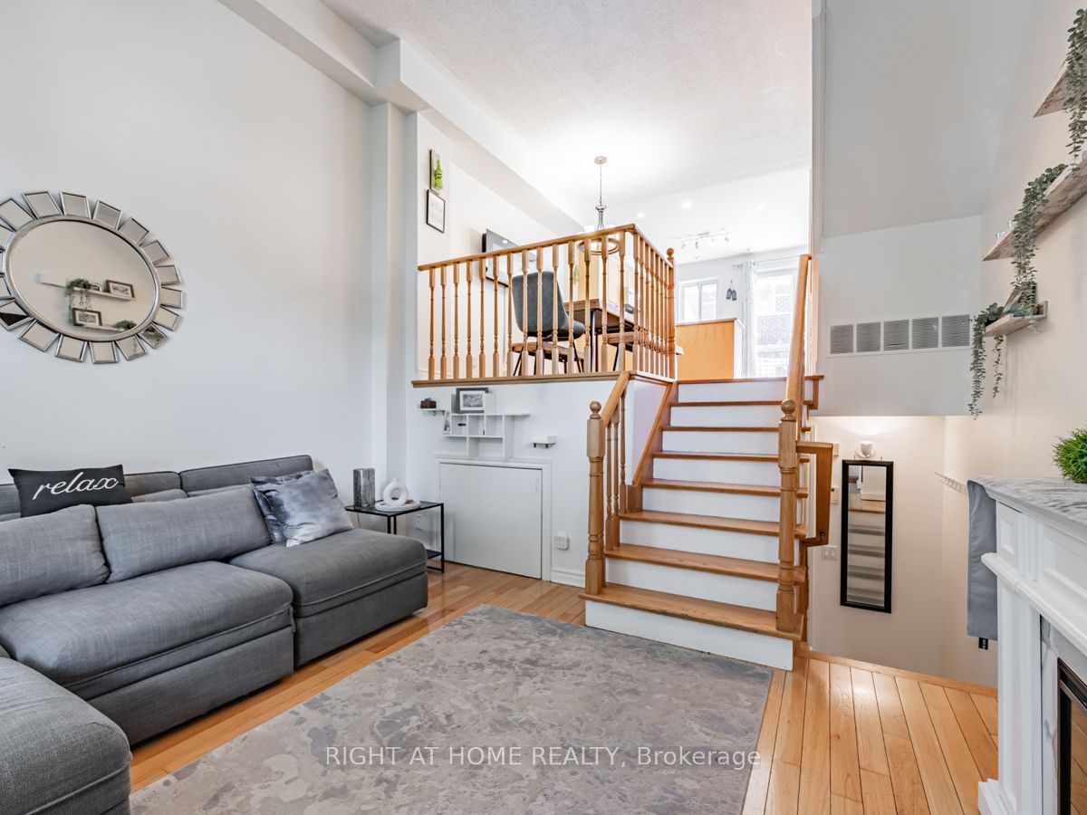 Townhouse leased at 252B Berkeley Street, Toronto, Moss Park, M5A 2X4 - MLS: C11190121