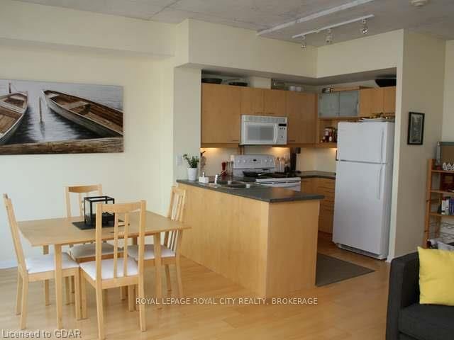 Room1