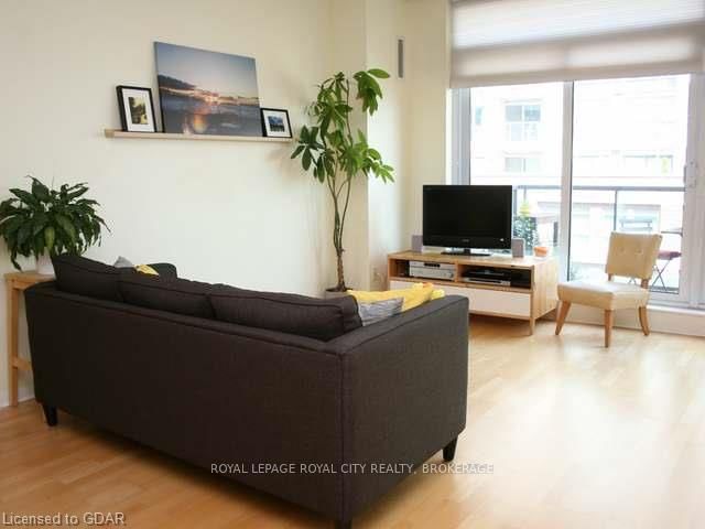 Room2