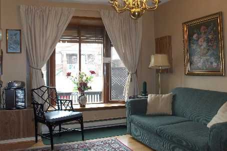 186 Cedric Ave, Toronto, M6C3X8 | Image 3