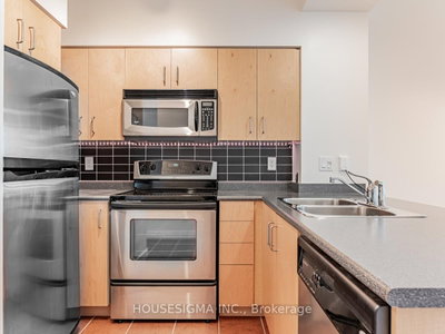 Unit 2806 — 219 Fort York Boulevard — photo 3