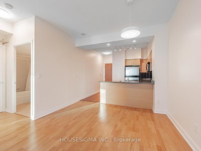 Unit 2806 — 219 Fort York Boulevard — more photos