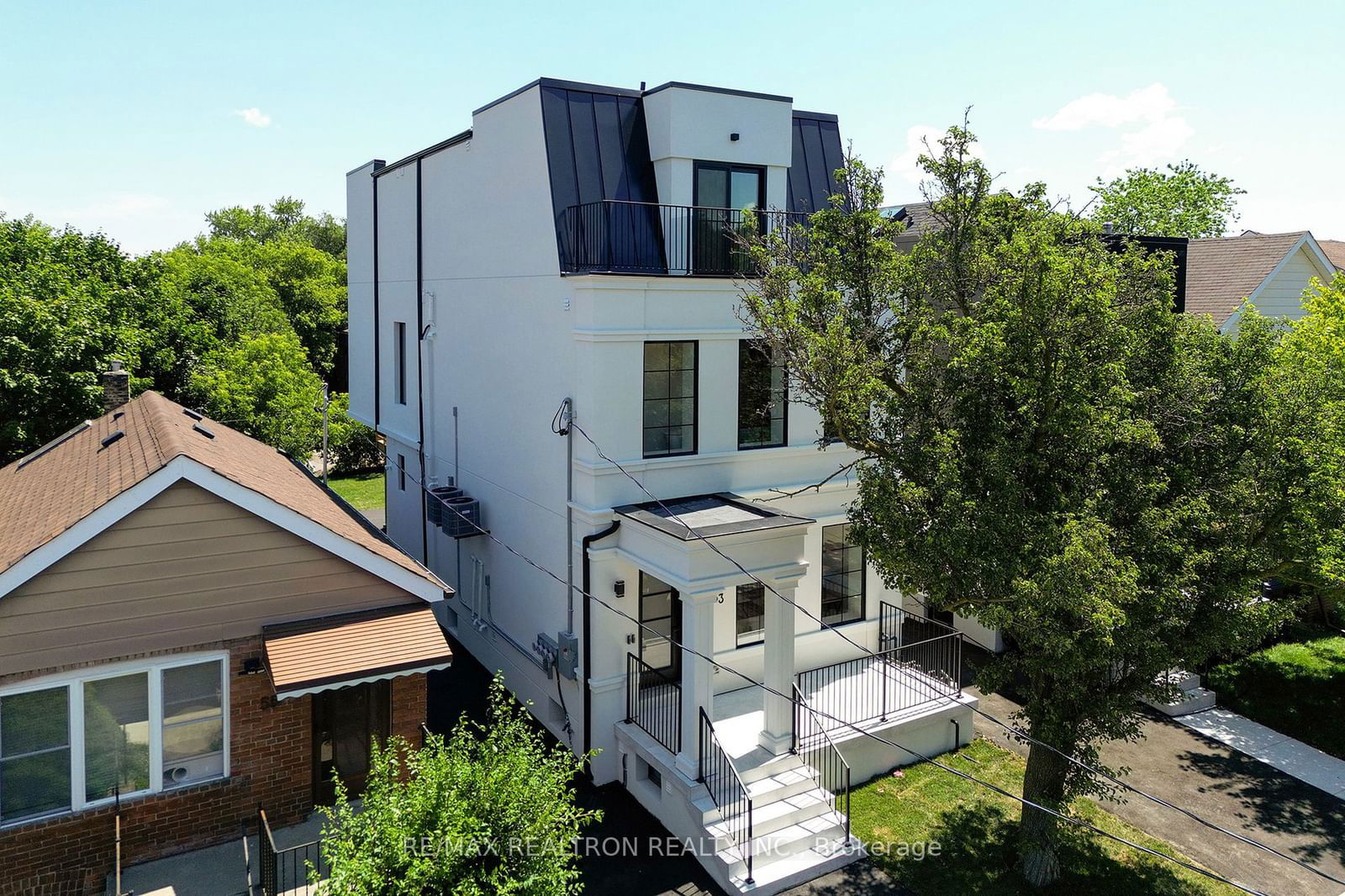 Semi-Detached House leased at Second-53 alameda Avenue, Toronto, Oakwood Village, M6C 3W3 - MLS: C11425858