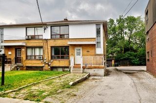 Semi-Detached House leased at 1-100 Rajah Street, Toronto, Englemount-Lawrence, M6A 2J3 - MLS: C11431314