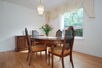 44 Addison Cres, Toronto, M3B1K8 | Image 3