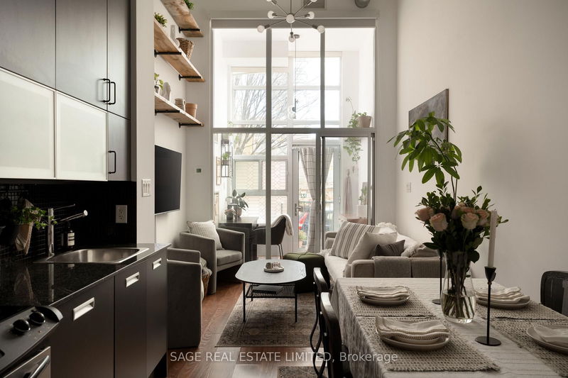 home for lease on 122-380 Macpherson Avenue