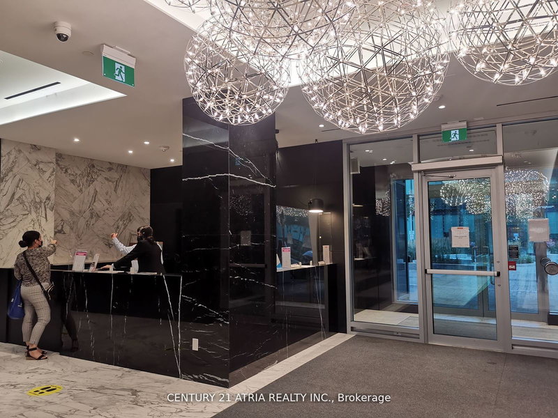 209 - 31 Tippett Rd, Toronto, M3H 0C8 | Image 2