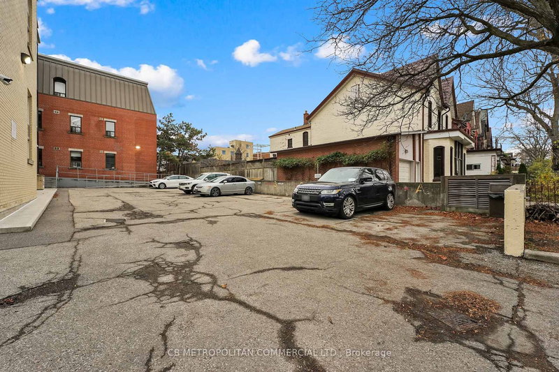 1 - 150 Beverley St, Toronto, M5T 1Y5 | Image 2