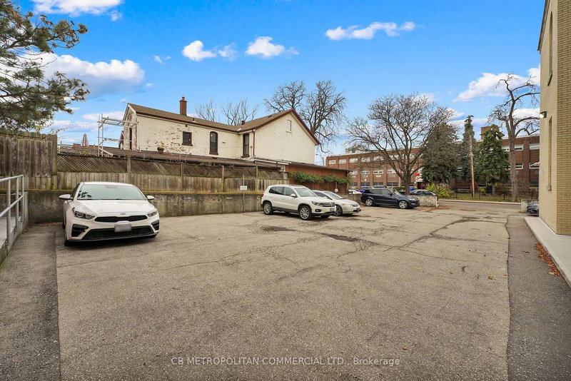 1 - 150 Beverley St, Toronto, M5T 1Y5 | Image 3