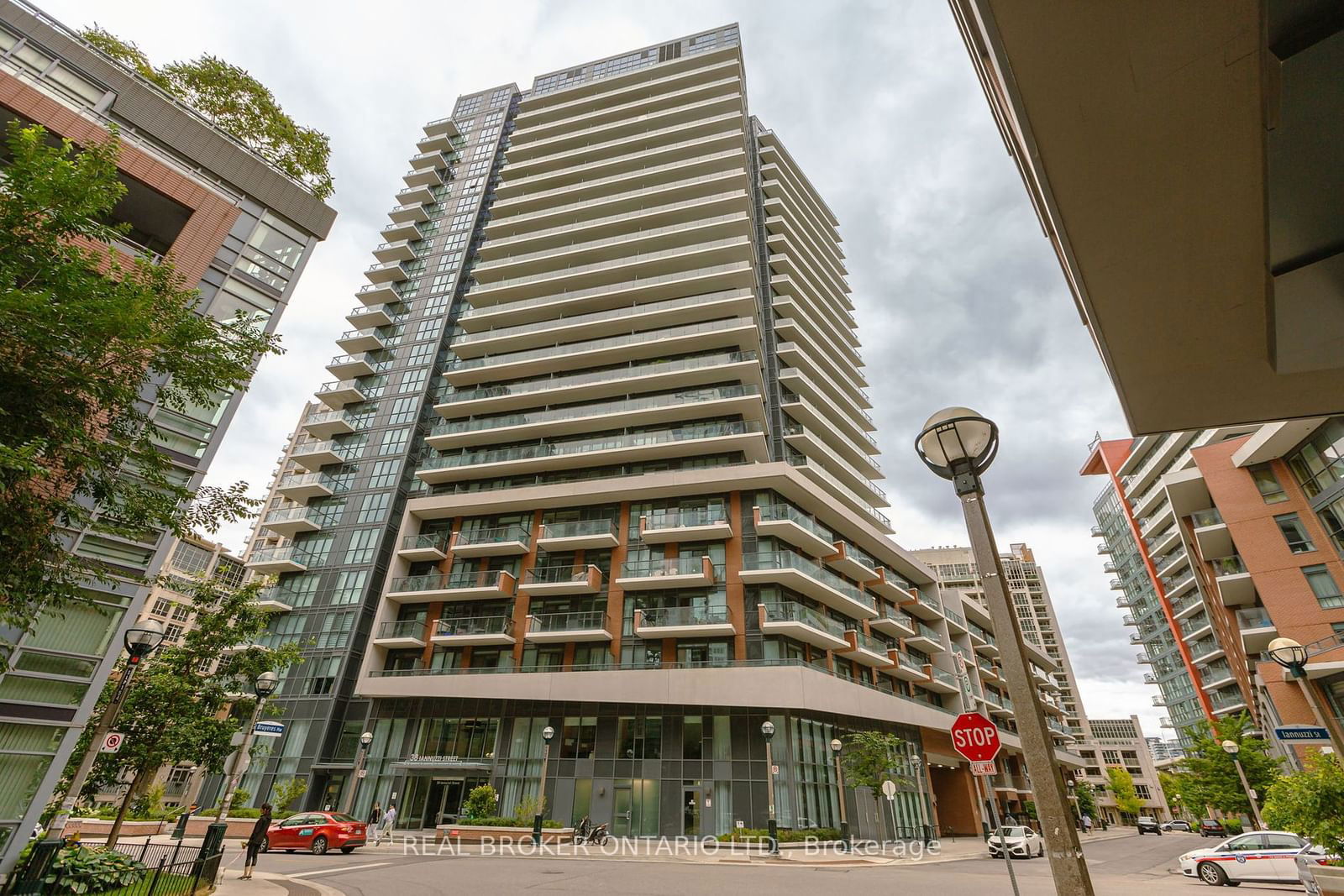 Condo leased at 1513-38 Iannuzzi Street, Toronto, Niagara, M5V 0S2 - MLS: C11824306