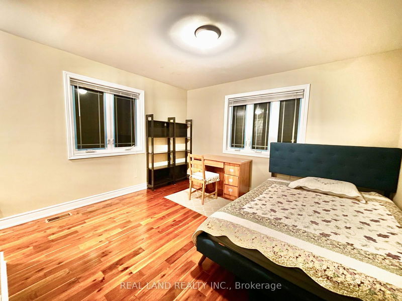 home for lease on 80 Havenbrook Boulevard