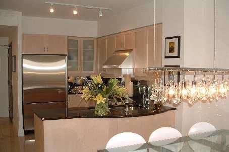 706 - 99 Avenue Rd, Toronto, M5R2G5 | Image 2