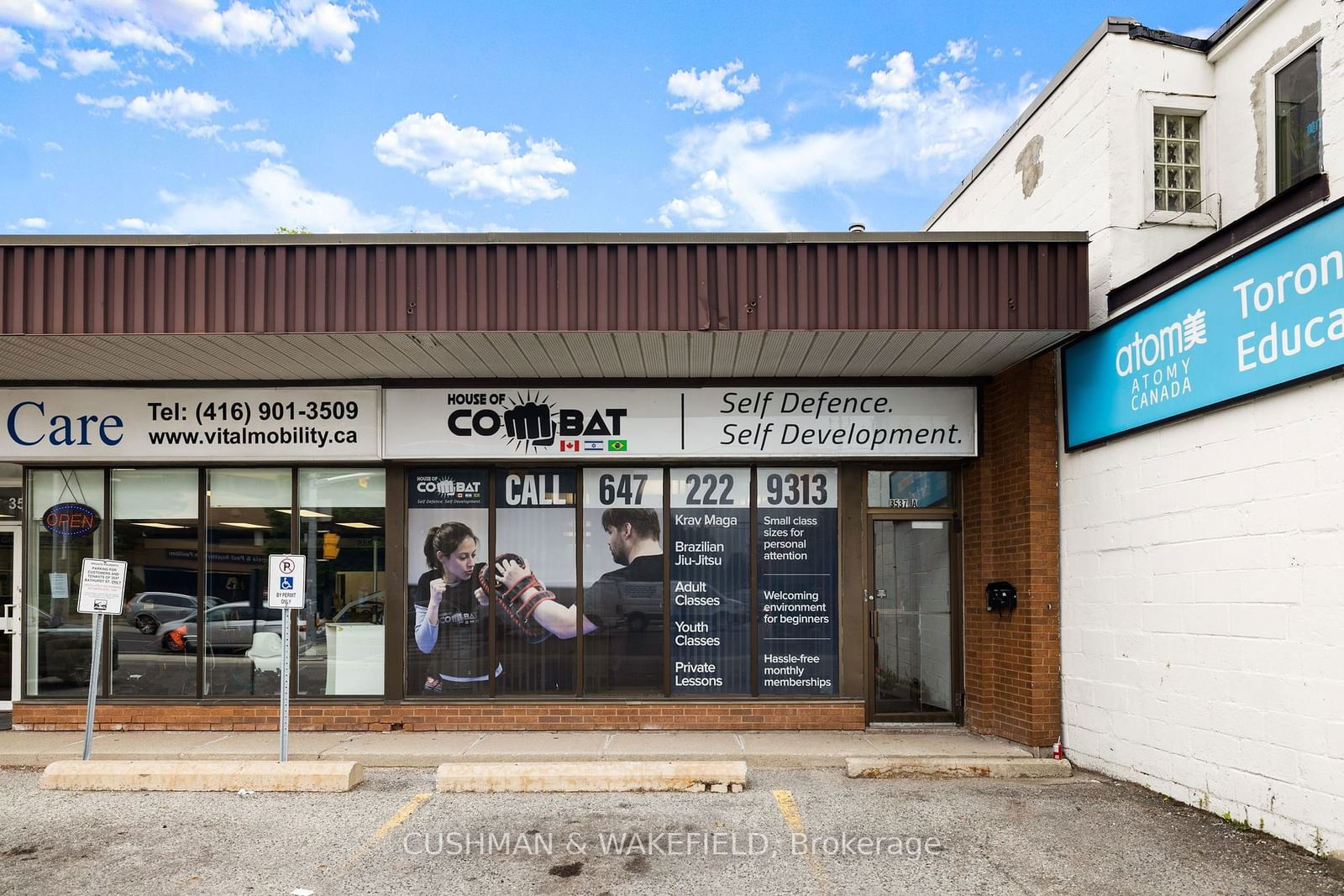 3537 Bathurst Street