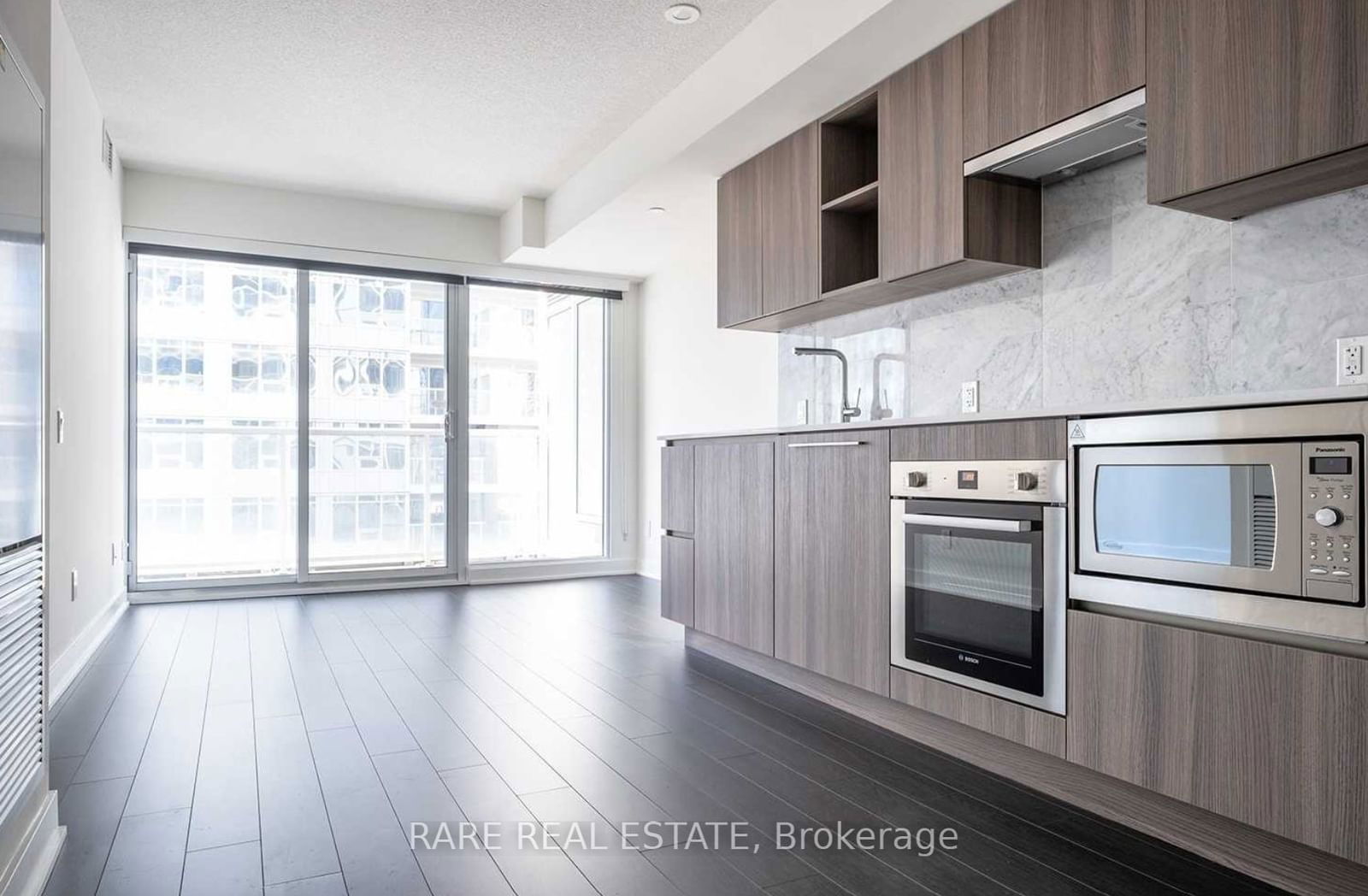 Condo leased at 3205-17 Bathurst Street, Toronto, Waterfront Communities C1, M5V 0N1 - MLS: C11881516