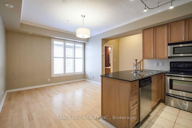 home for lease on TH6-78 Carr Street