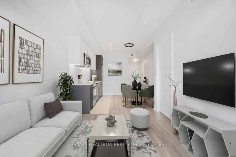 home for lease on 405-2525 Bathurst Street