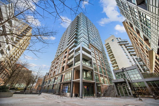 901 - 1171 Queen Street