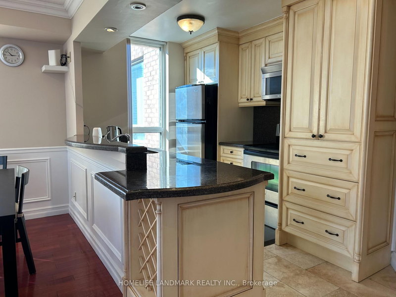 2011 - 633 Bay St, Toronto, M5G 2G4 | Image 3