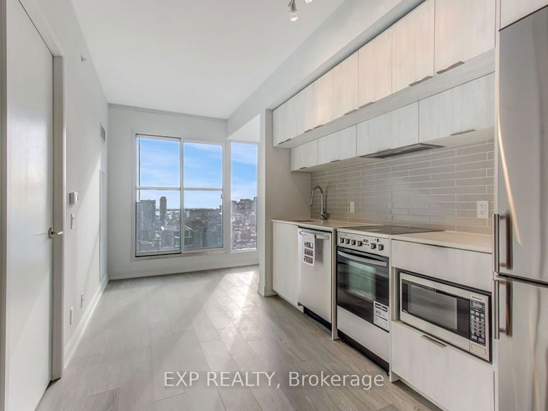 home for lease on 2208-181 Dundas Street E