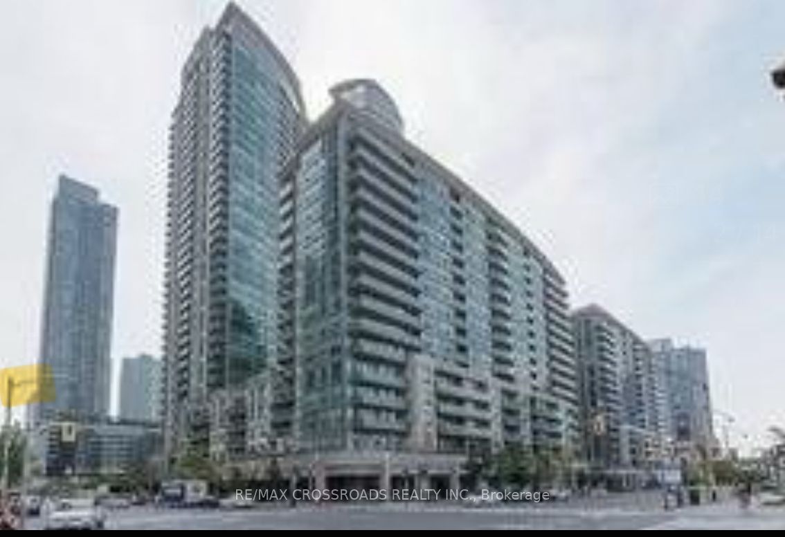 Condo leased at 706-51 Lower Simcoe Street, Toronto, Waterfront Communities C1, M5J 3A2 - MLS: C11886054