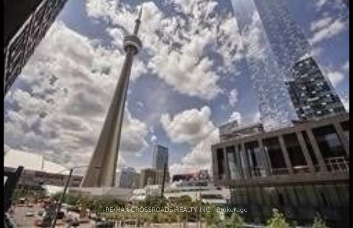 Condo leased at 706-51 Lower Simcoe Street, Toronto, Waterfront Communities C1, M5J 3A2 - MLS: C11886054