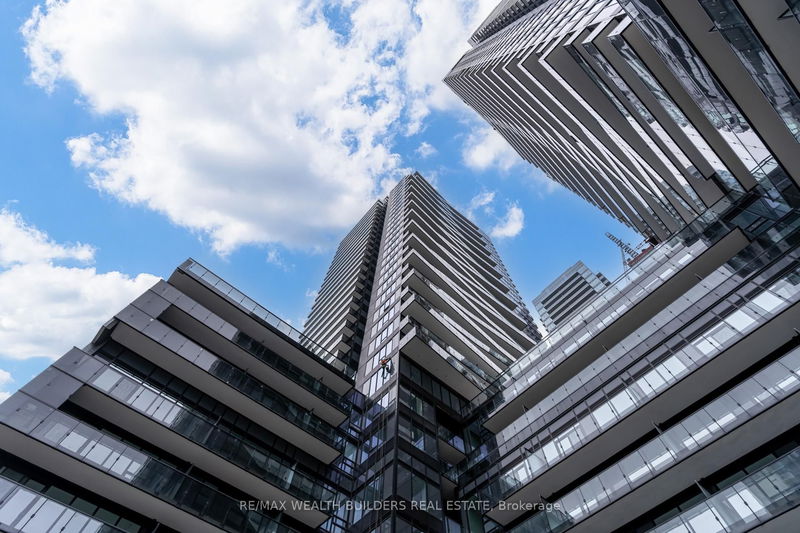 home for lease on 1006-117 Broadway Avenue N