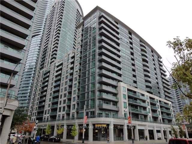 home for lease on 920-25 Lower Simcoe Street