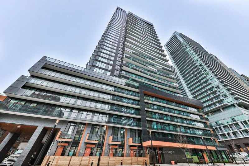 home for lease on 2209-127 Broadway Avenue