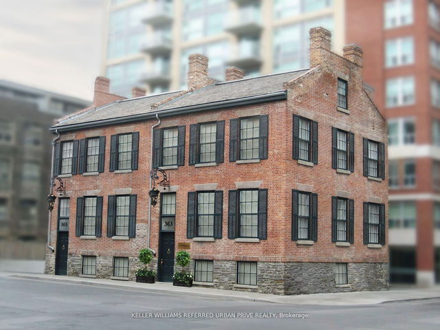 365 Adelaide Street