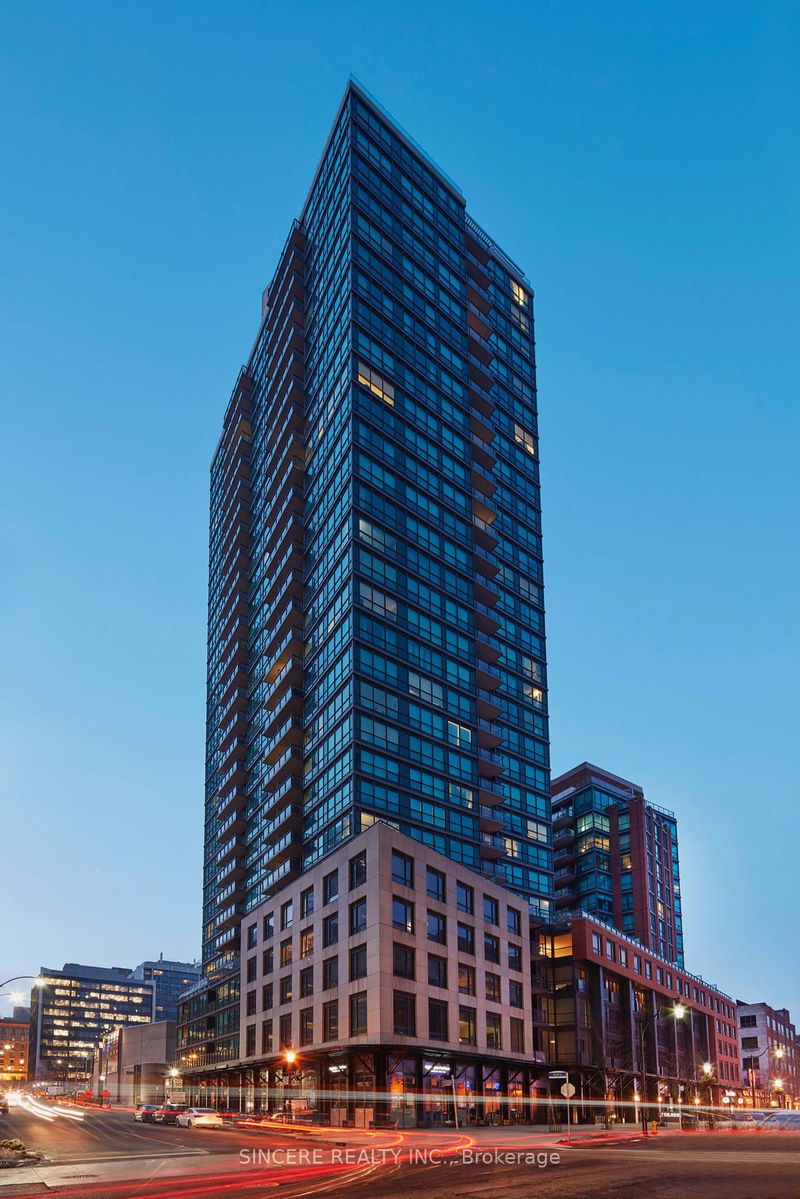 home for lease on 1408-1 Scott Street W