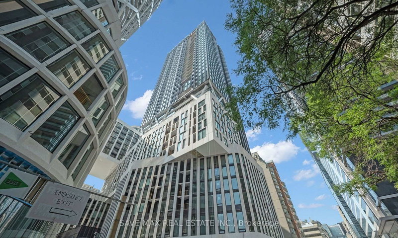 1016 - 121 St Patrick St, Toronto, M5T 0B8 | Image 2