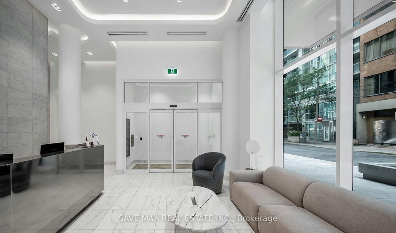 1016 - 121 St Patrick St, Toronto, M5T 0B8 | Image 3