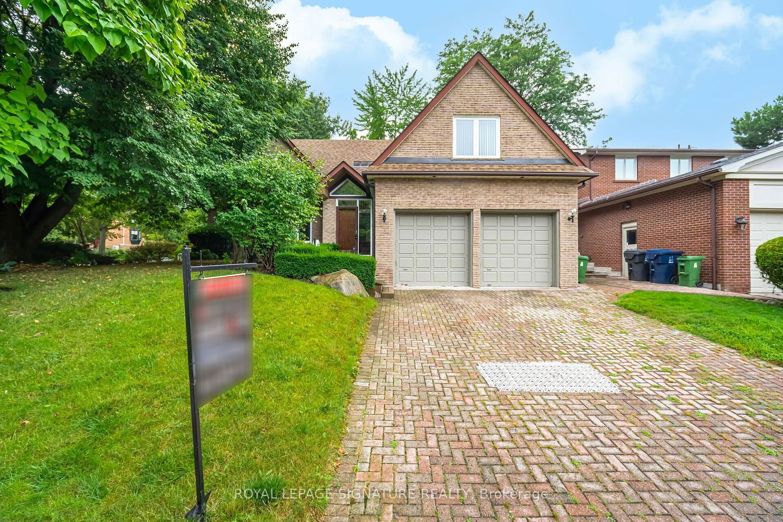 Building at 32 Riderwood Drive, Toronto, St. Andrew-Windfields