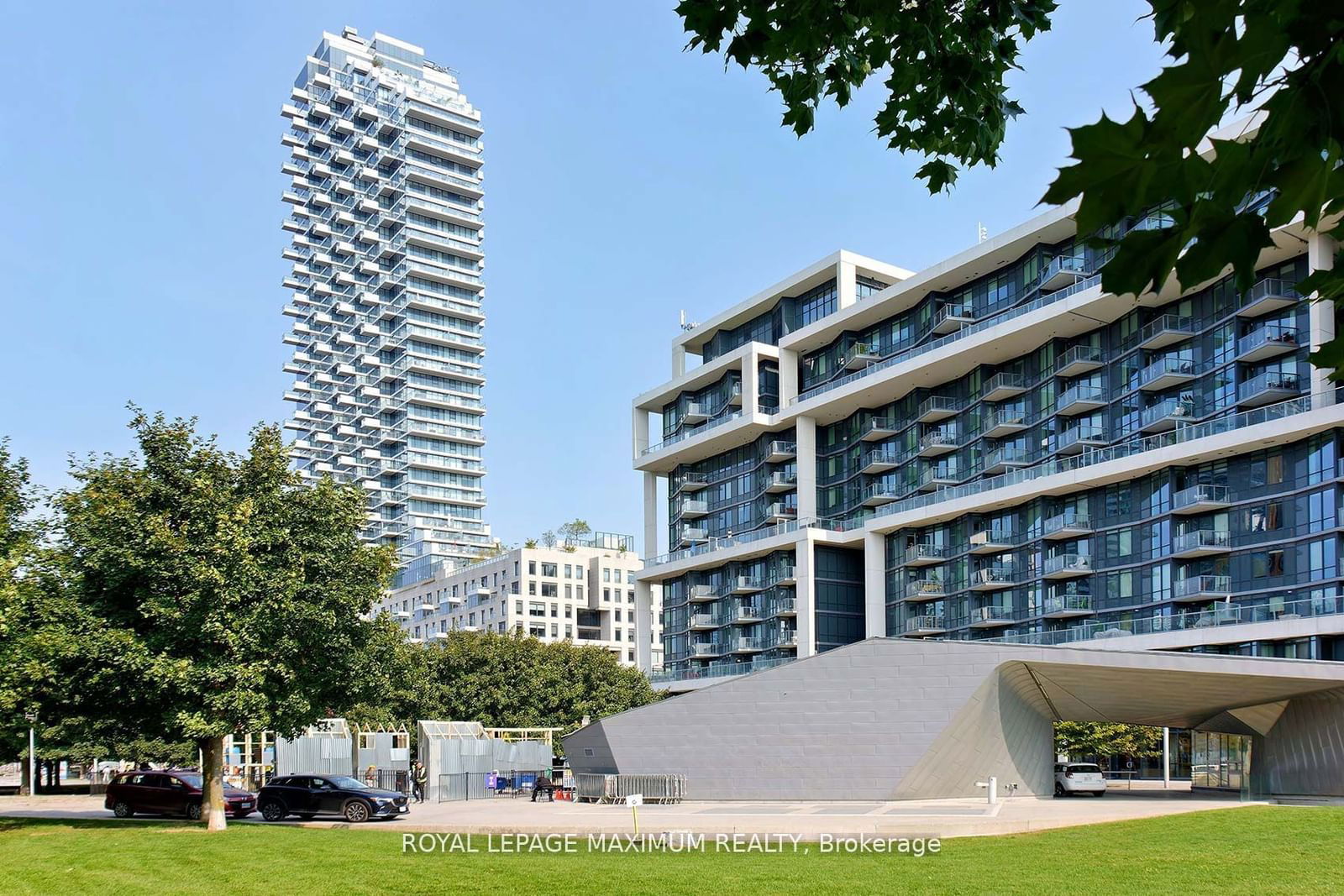 Condo sold at 724-12 Bonnycastle Street, Toronto, Waterfront Communities C8, M5A 0C8 - MLS: C11889332