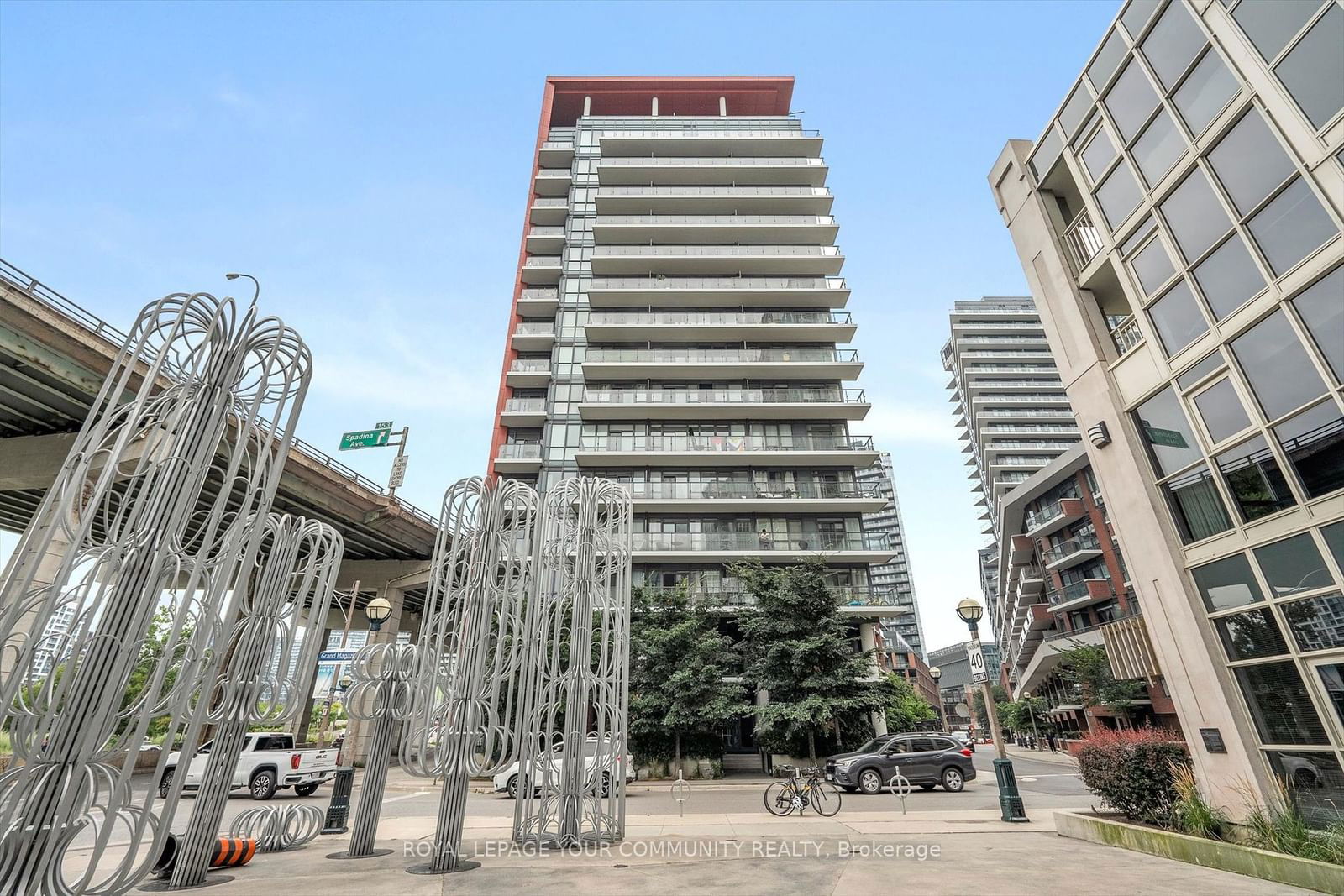 Condo for sale at 710-50 Bruyeres Mews, Toronto, Niagara, M5V 0H8 - MLS: C11889609