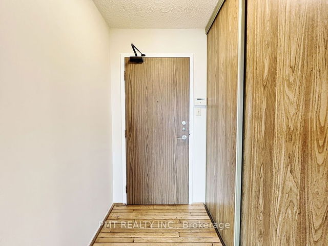 1404 - 75 Wynford Heights Crescent