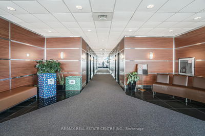 Unit 1702 — 99 Harbour Sq, Toronto - Waterfront Communities C1 image-0-3
