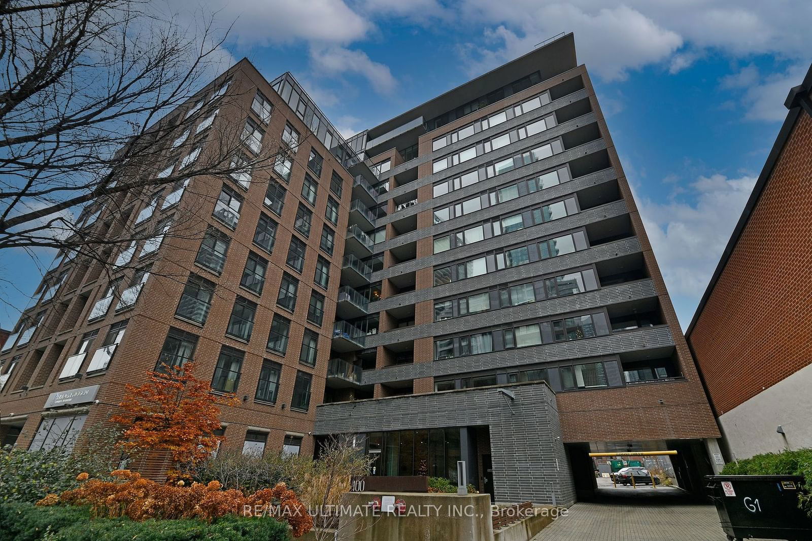 Condo for lease at 409-400 Wellington Street, Toronto, Waterfront Communities C1, M5V 1E3 - MLS: C11890642