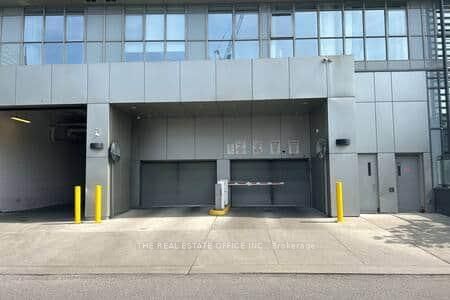 G09 - 112 Fort York Blvd, Toronto, M5V 4A7 | Image 3