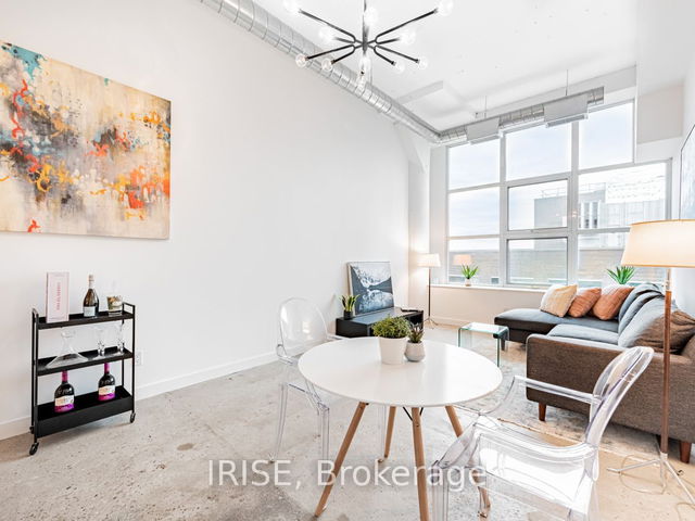 1024 - 155 dalhousie Street