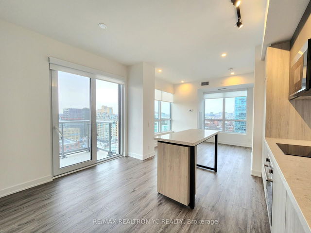 1720 - 108 Peter Street