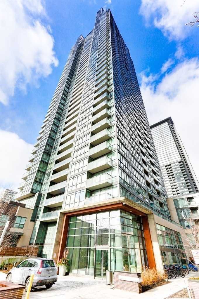 Condo for lease at 4105-15 Fort York Boulevard, Toronto, Waterfront Communities C1, M5V 3Y4 - MLS: C11891179