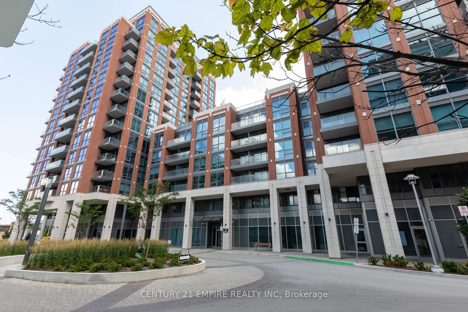 Condo leased at 502-31 Tippett Road, Toronto, Clanton Park, M3H 0C8 - MLS: C11892733