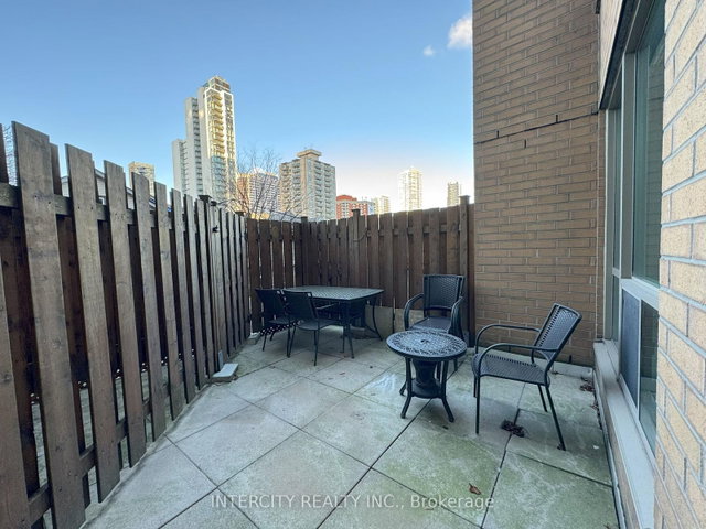 201 - 70 Alexander Street
