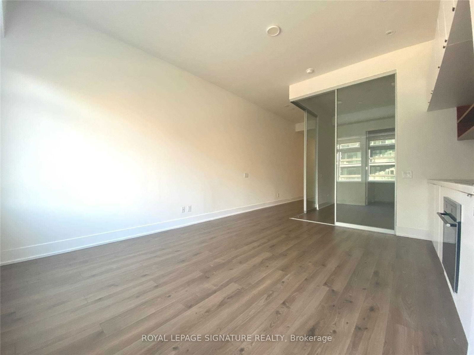 Condo leased at 603-111 St Clair Avenue, Toronto, Yonge-St. Clair, M4V 1N5 - MLS: C11895021