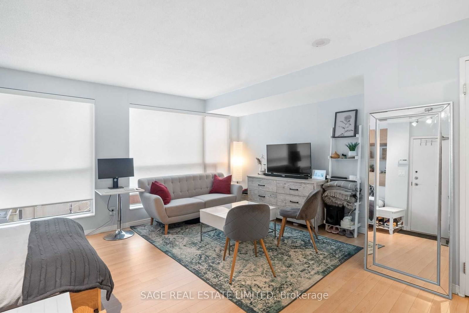 Condo leased at 504-230 King Street, Toronto, Moss Park, M5A 1K5 - MLS: C11895032