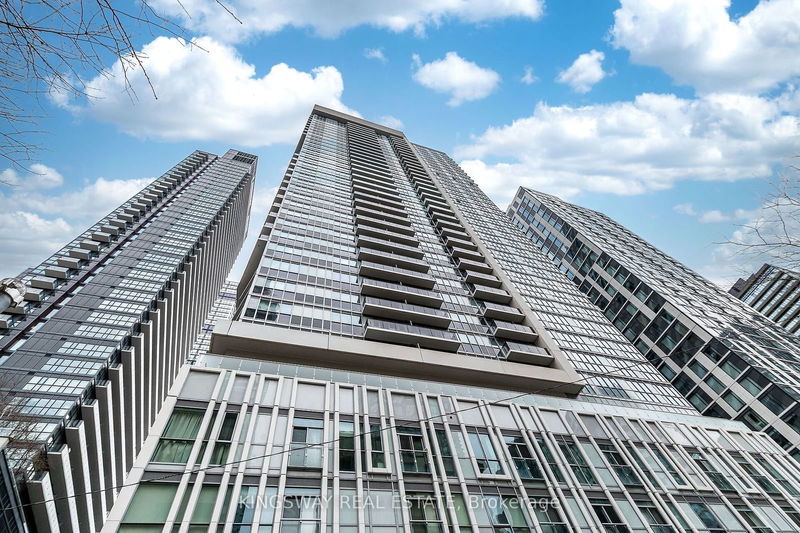 home for lease on 710-77 Mutual Street