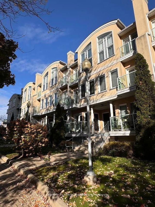 23 - 70 Byng Avenue